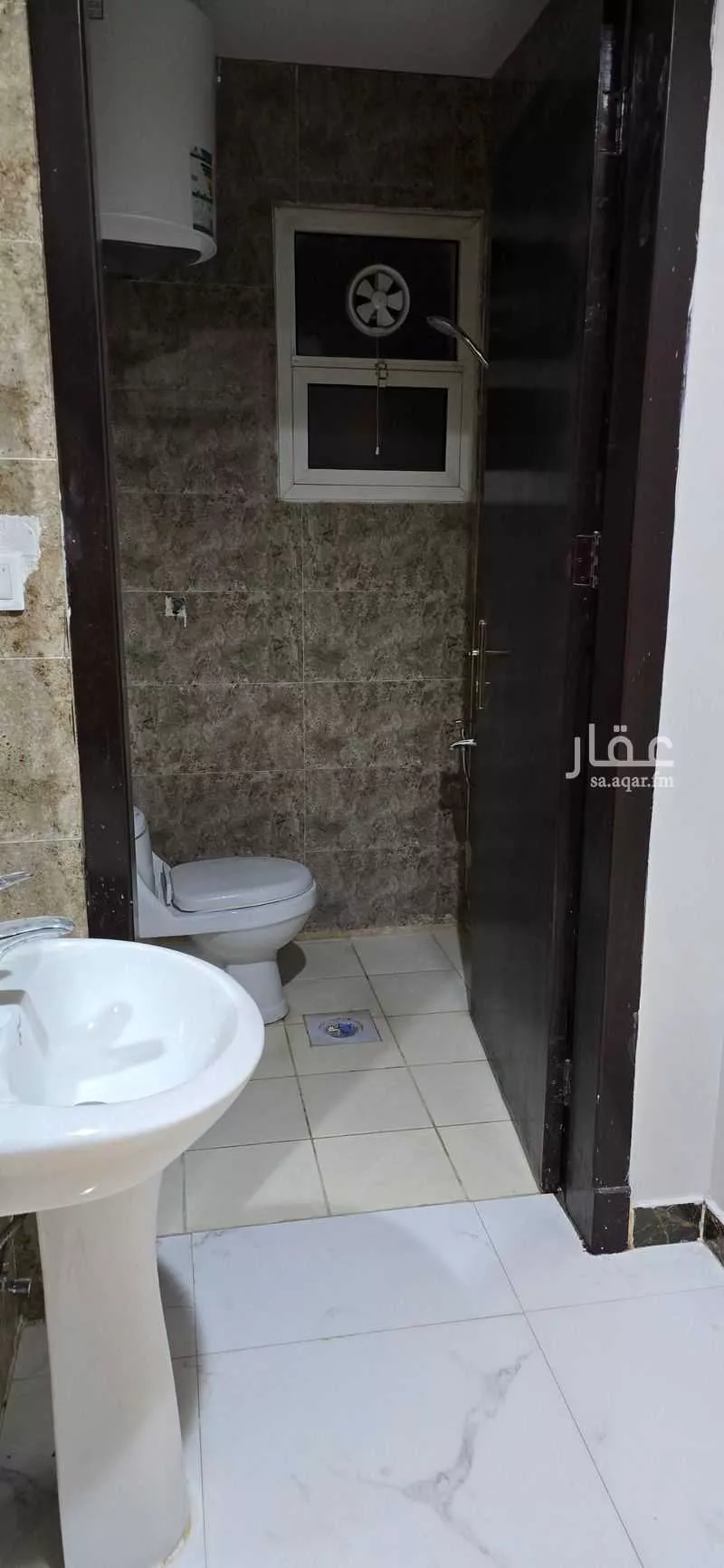شقة 4 غرف في الرمال 3