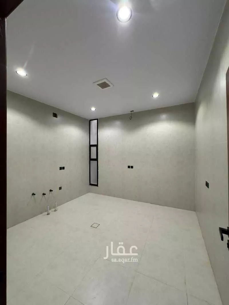 4 bedroom apartment in Ash Sharq 5