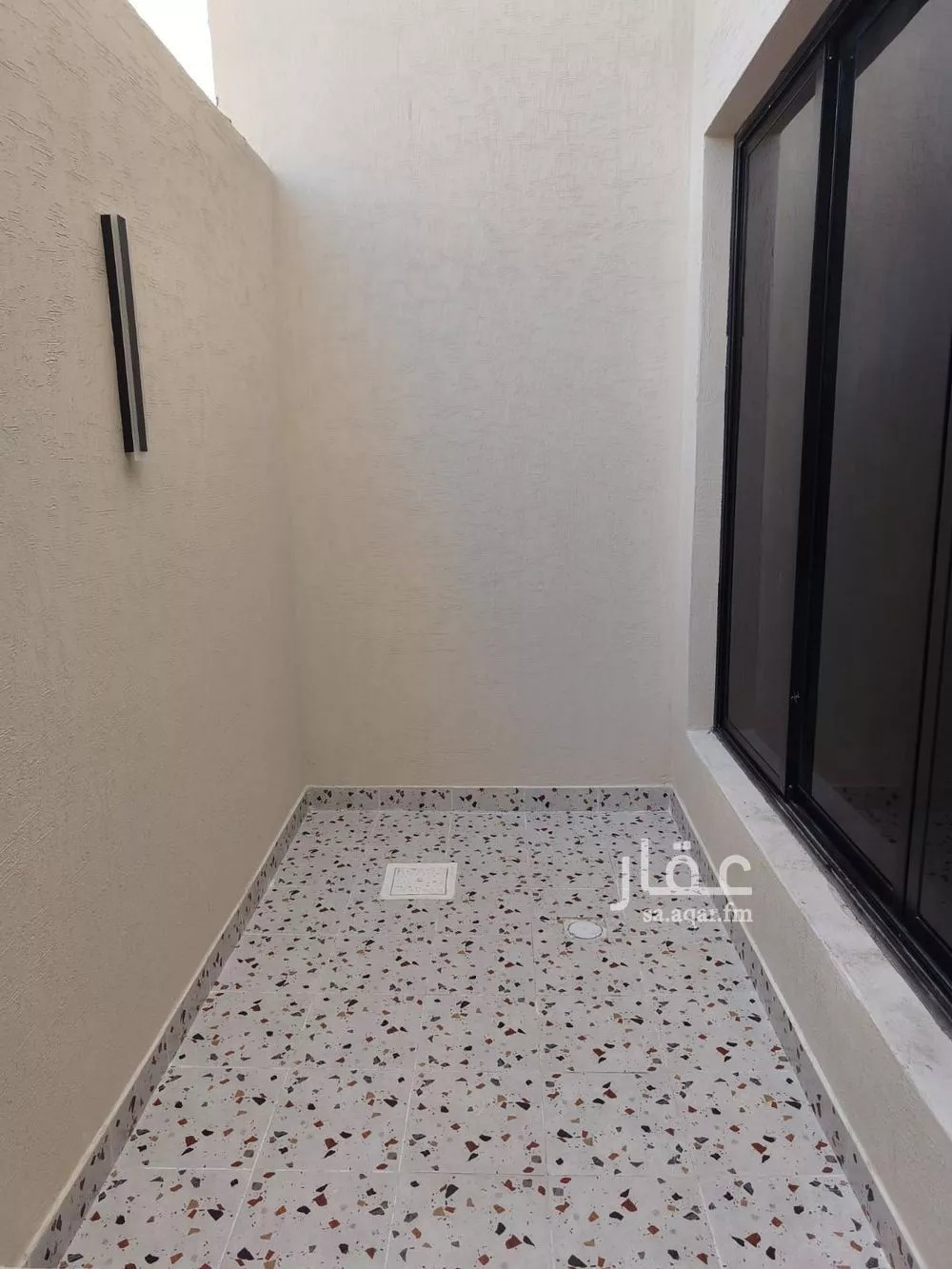 6 bedroom villa in Al Buhairah 16