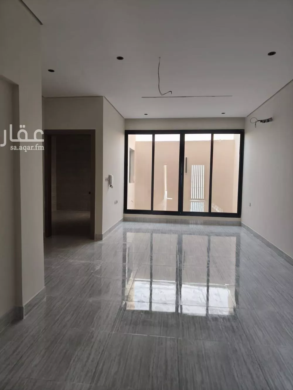 6 bedroom villa in Al Buhairah 3