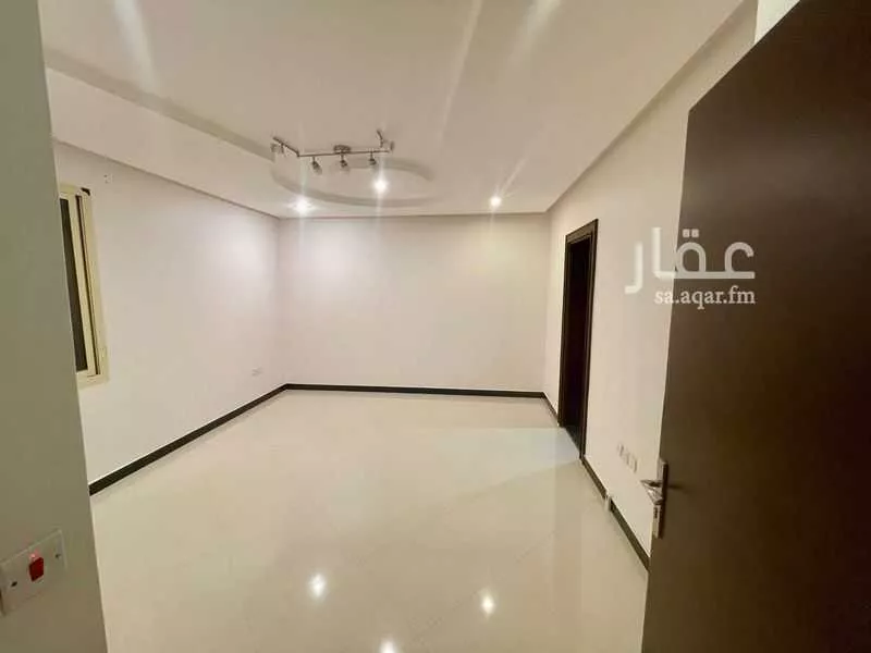 4 bedroom apartment in Al Qusur 2