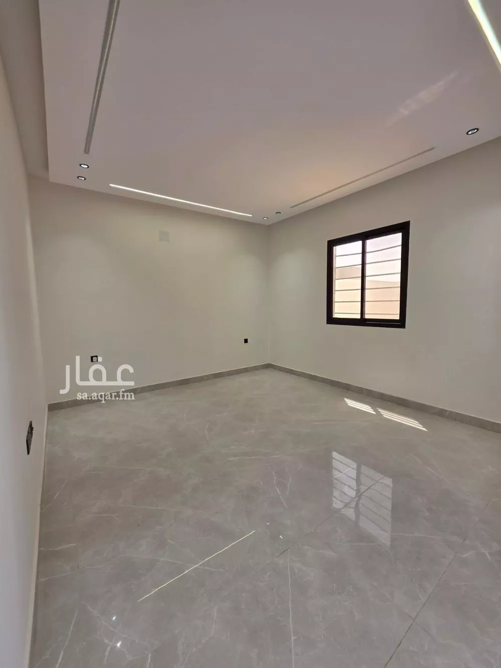 دور 6 غرف في الرمال 11