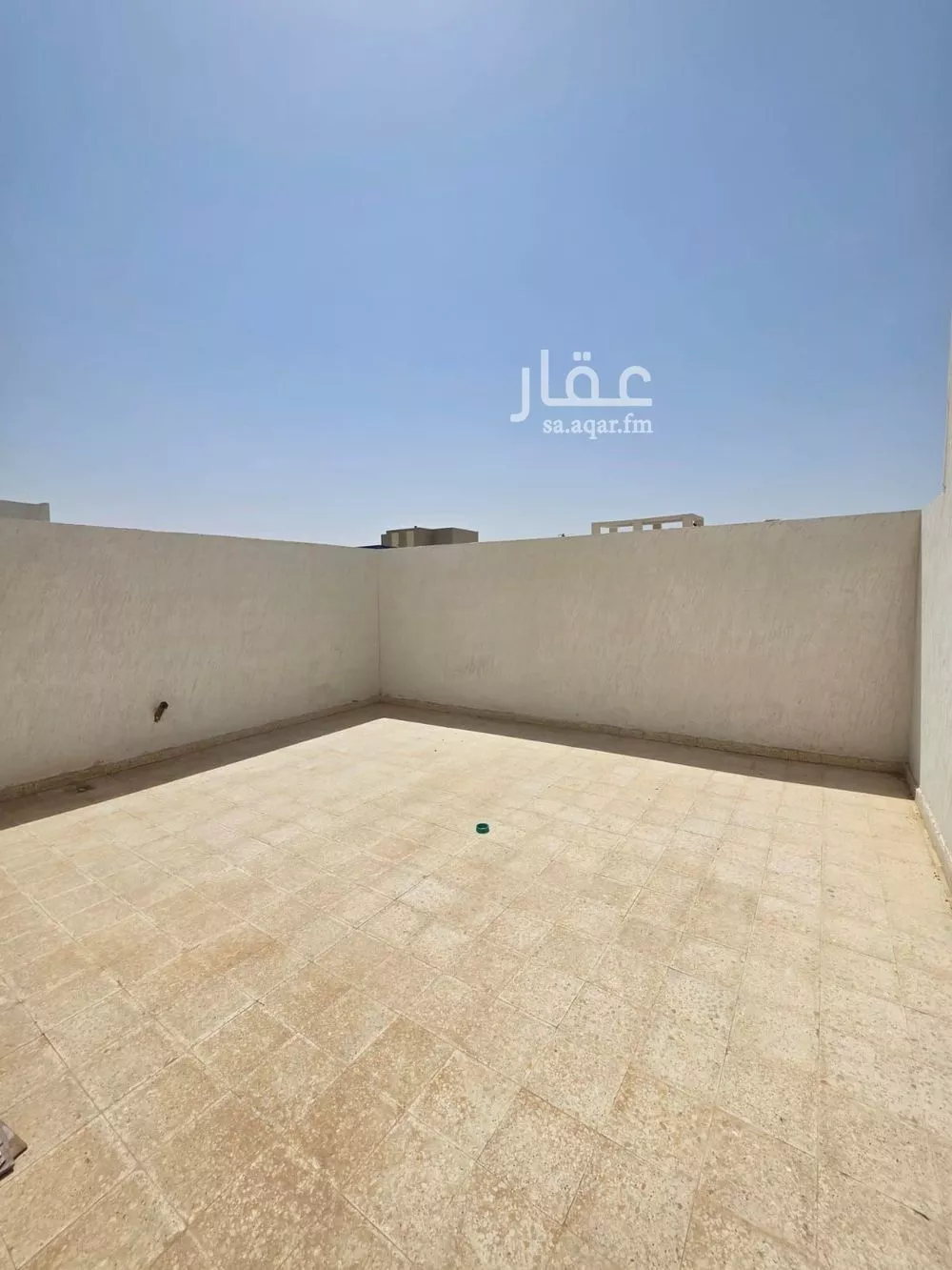 دور 6 غرف في الرمال 17