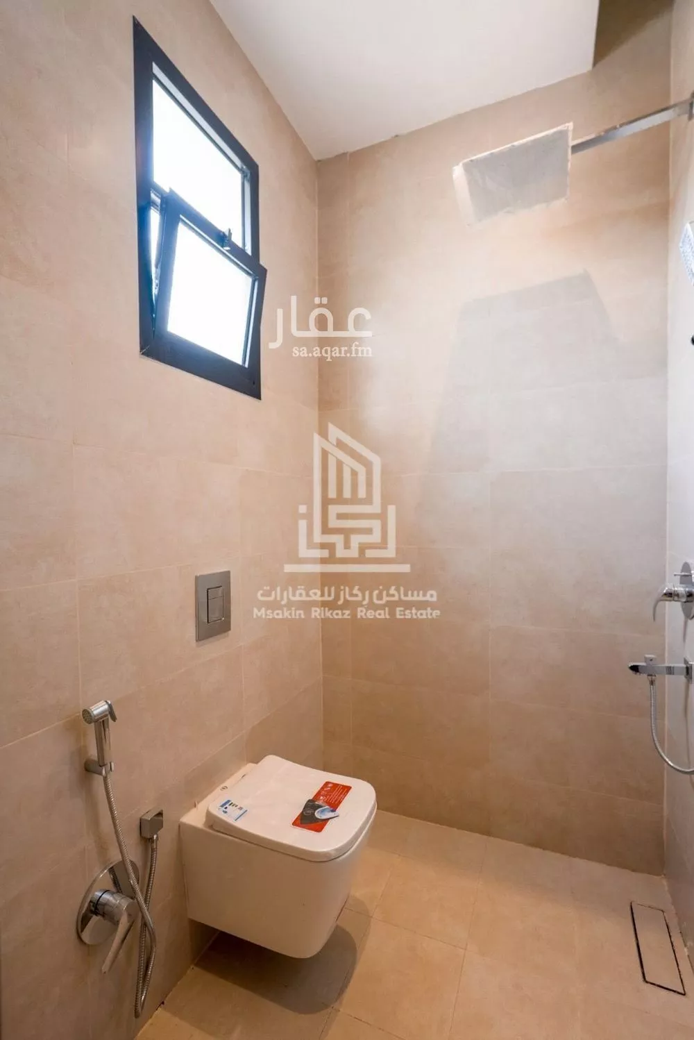 دور 4 غرف في السعادة 11