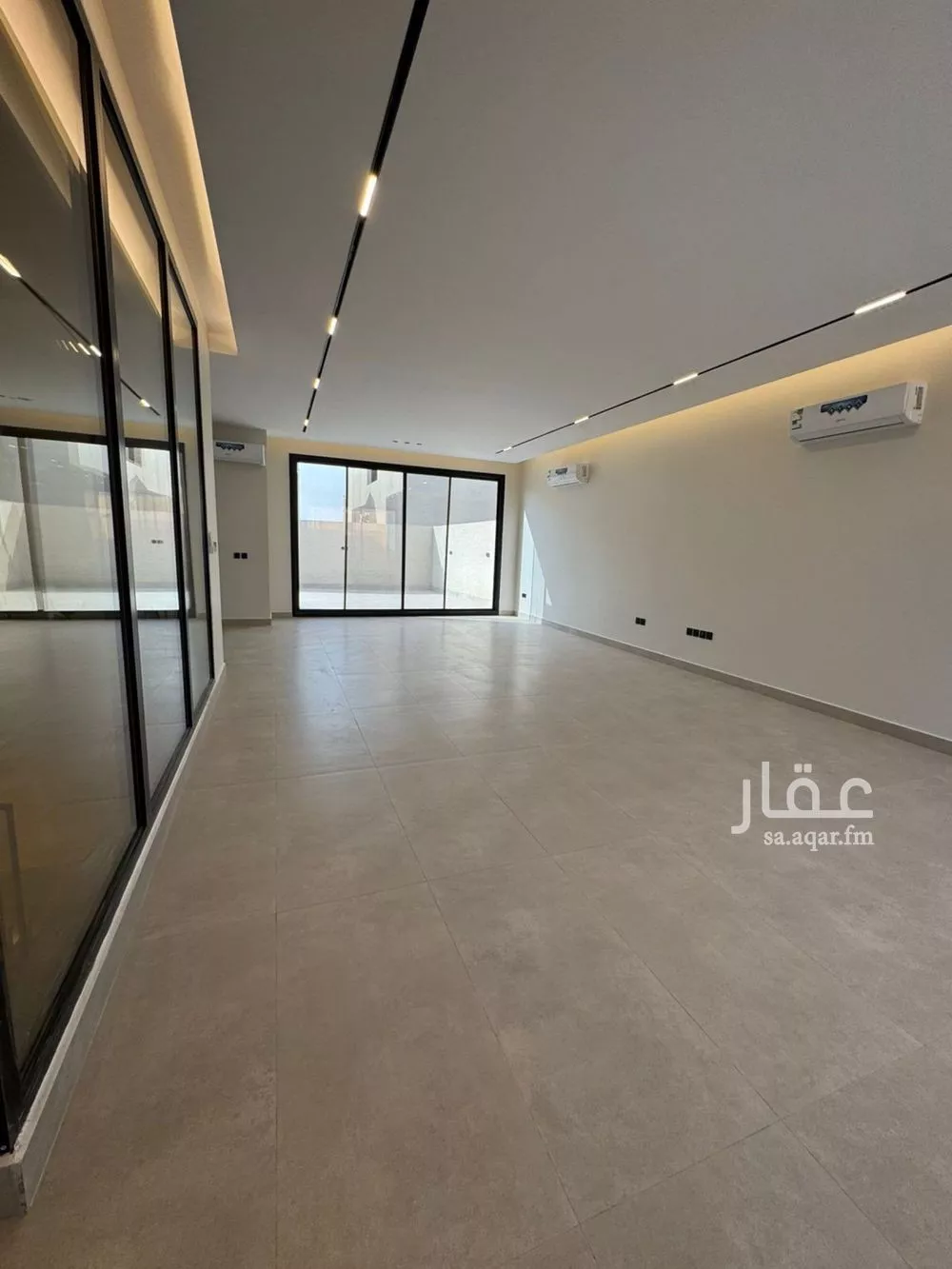 3 bedroom floor in Al Aridh 4