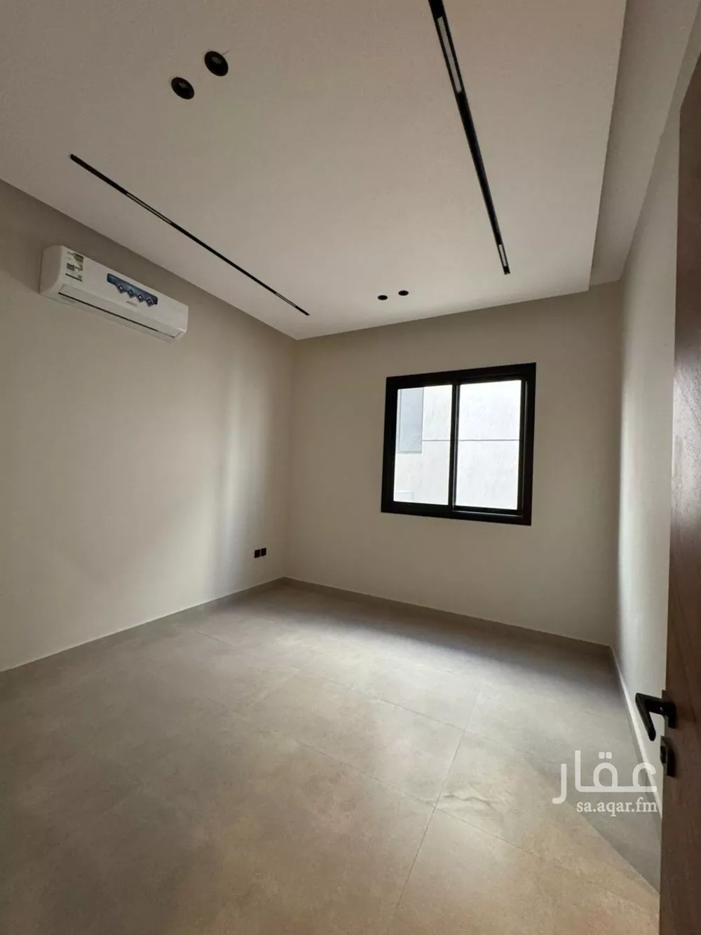 3 bedroom floor in Al Aridh 7