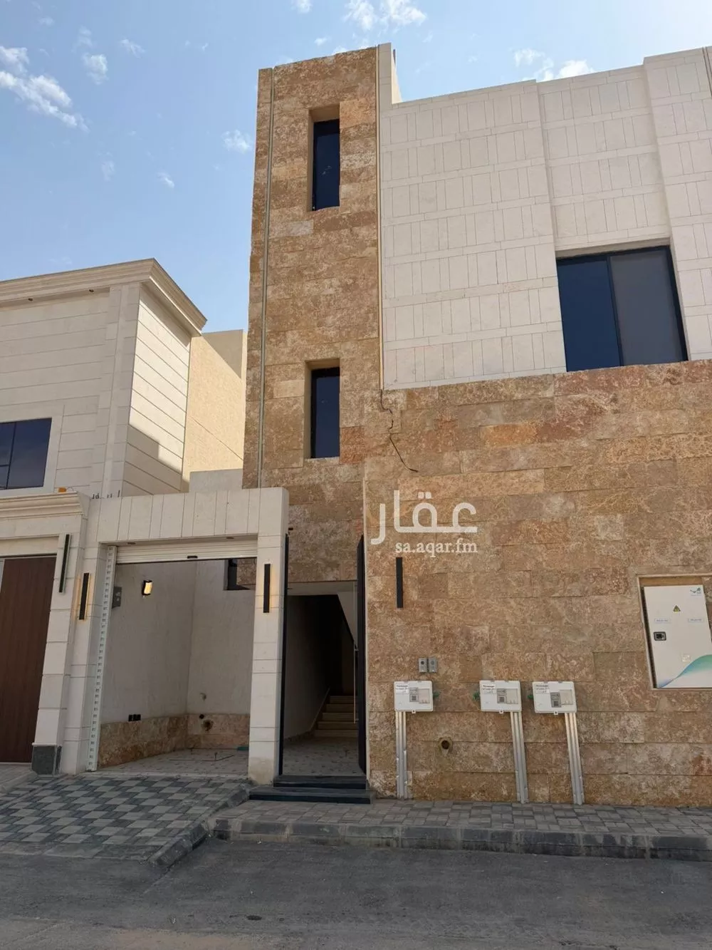 3 bedroom floor in Al Maizilah 12