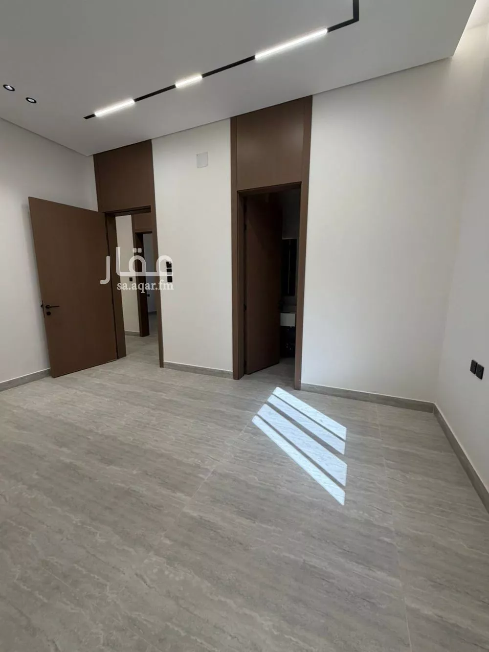3 bedroom floor in Al Maizilah 10