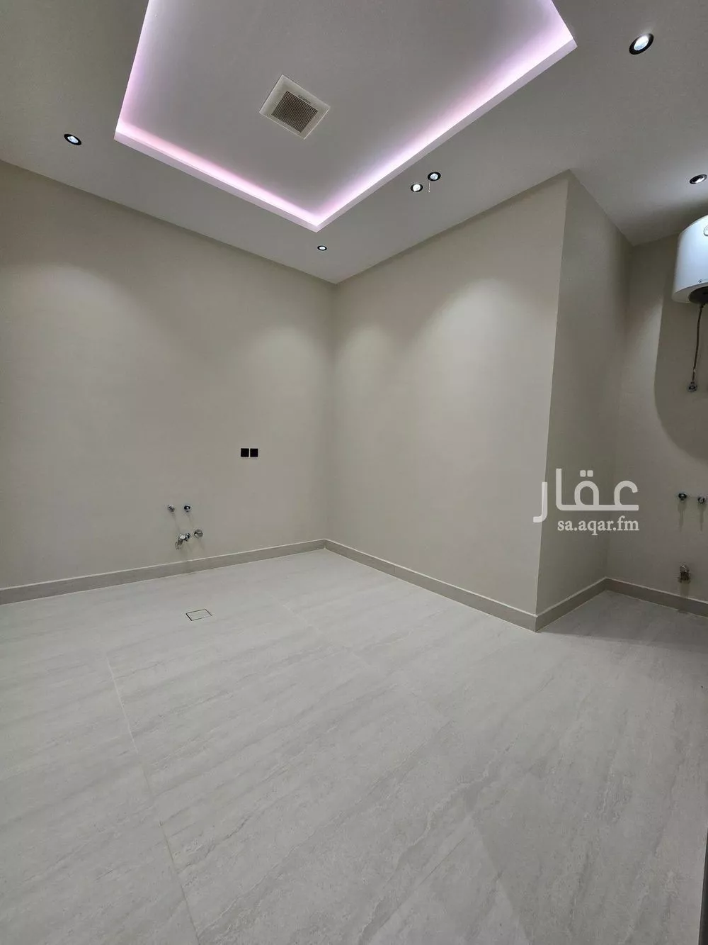 3 bedroom floor in Ash Sharq 9