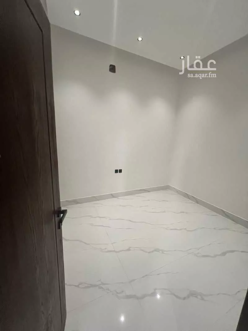 3 bedroom floor in Ash Sharq 6