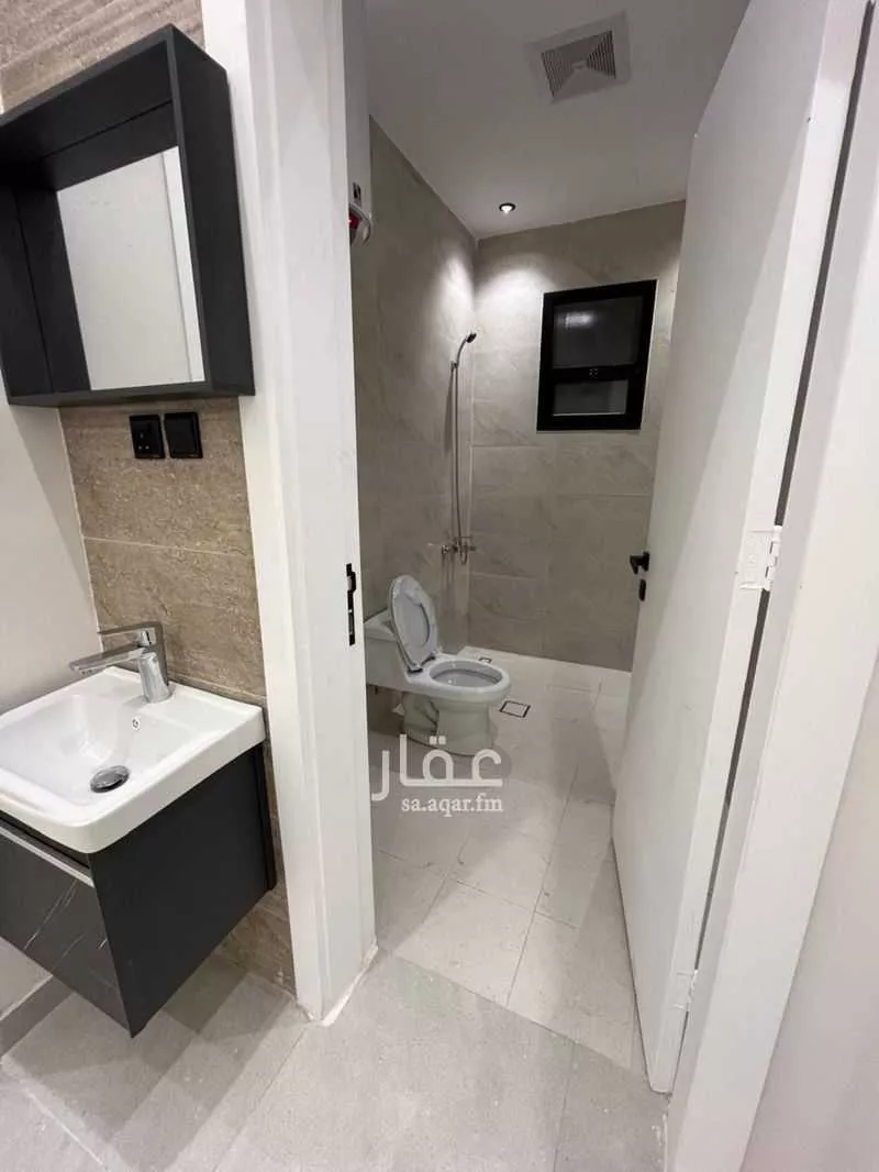 5 bedroom floor in Al Maizilah 2