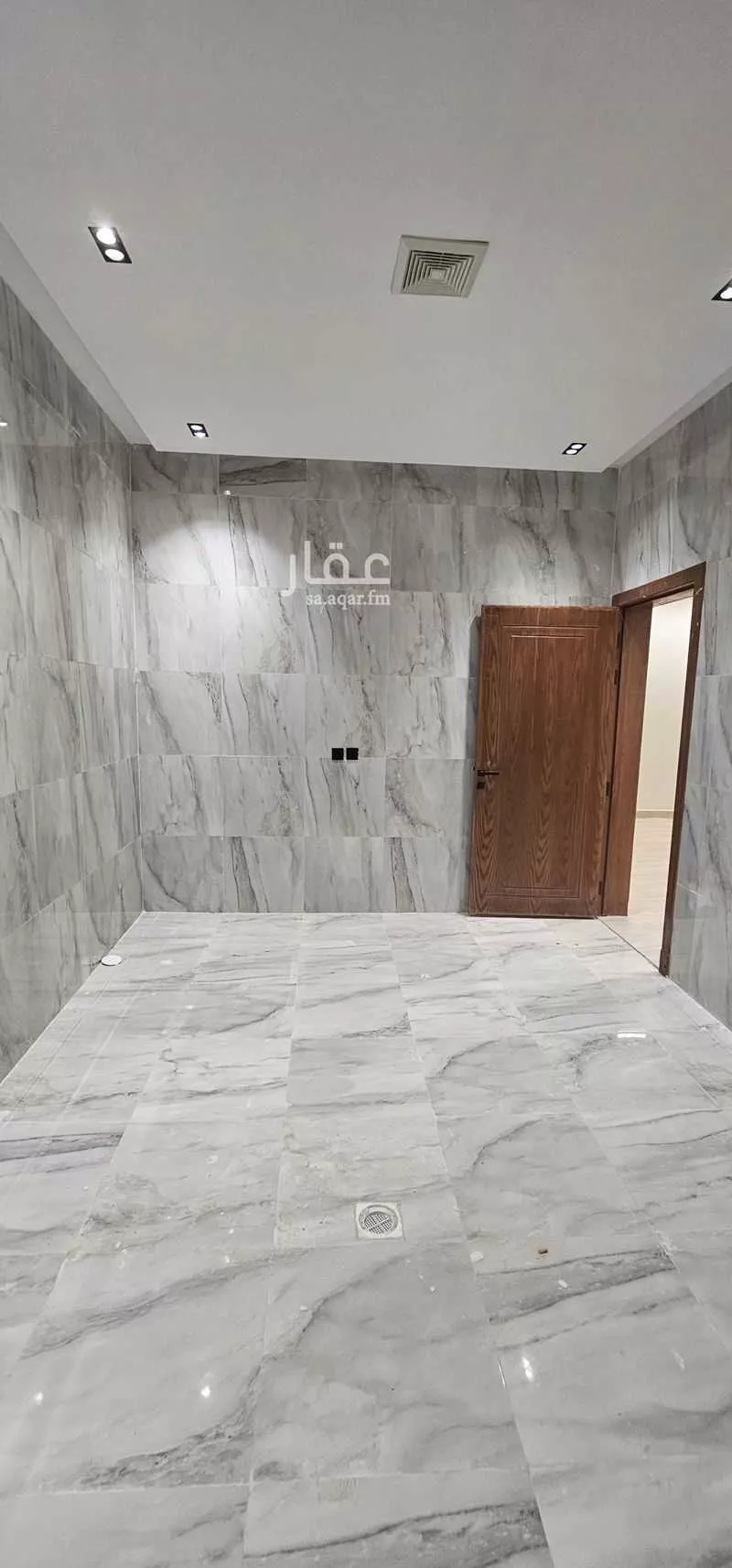5 bedroom floor in Taibah 30