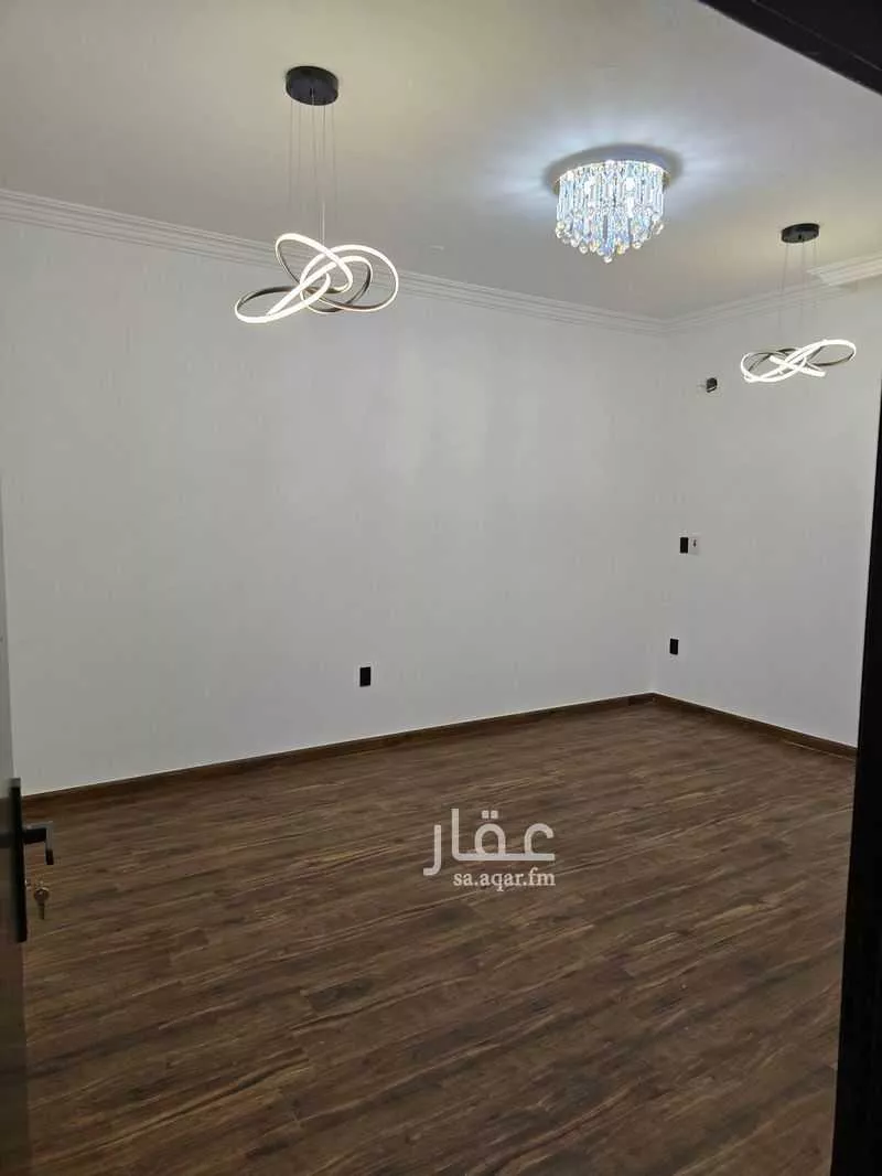عمارة 593 م² في عبدالله فؤاد 19