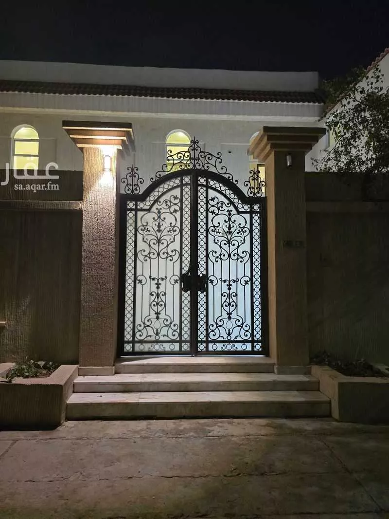 عمارة 593 م² في عبدالله فؤاد 27