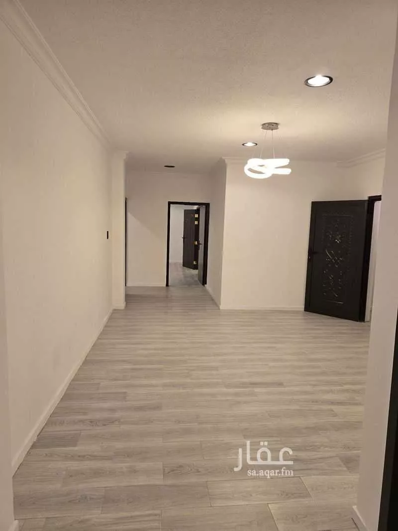 عمارة 593 م² في عبدالله فؤاد 28