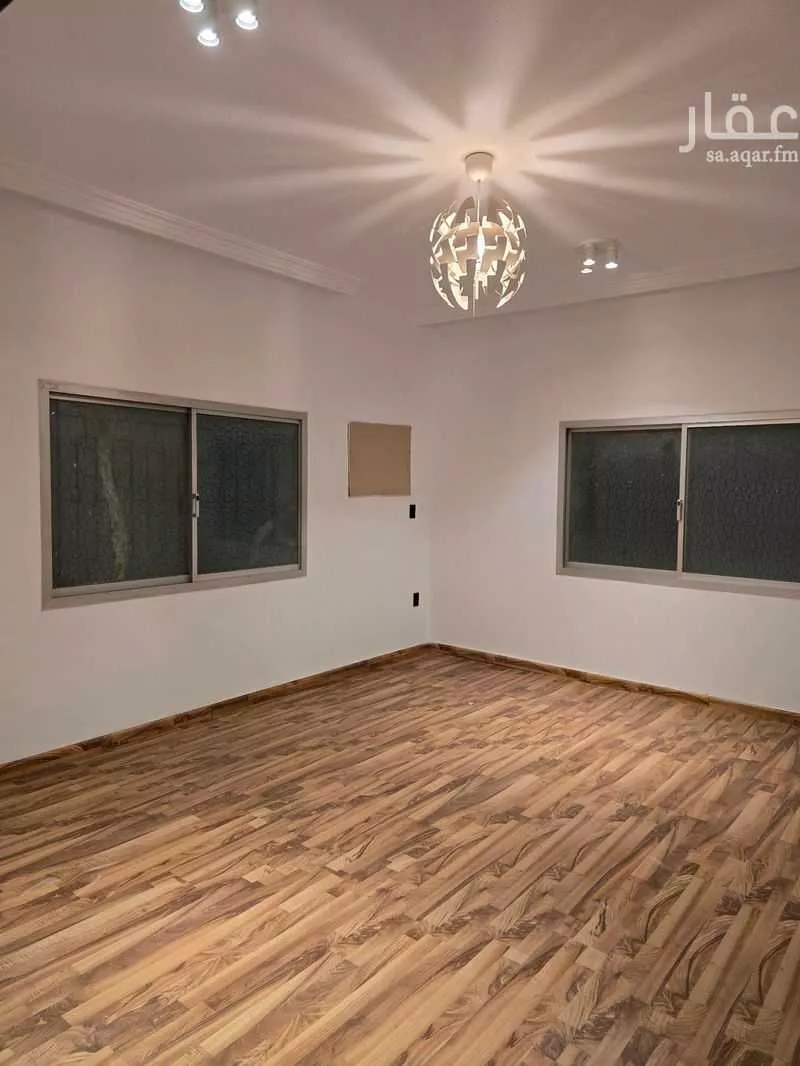 عمارة 593 م² في عبدالله فؤاد 29