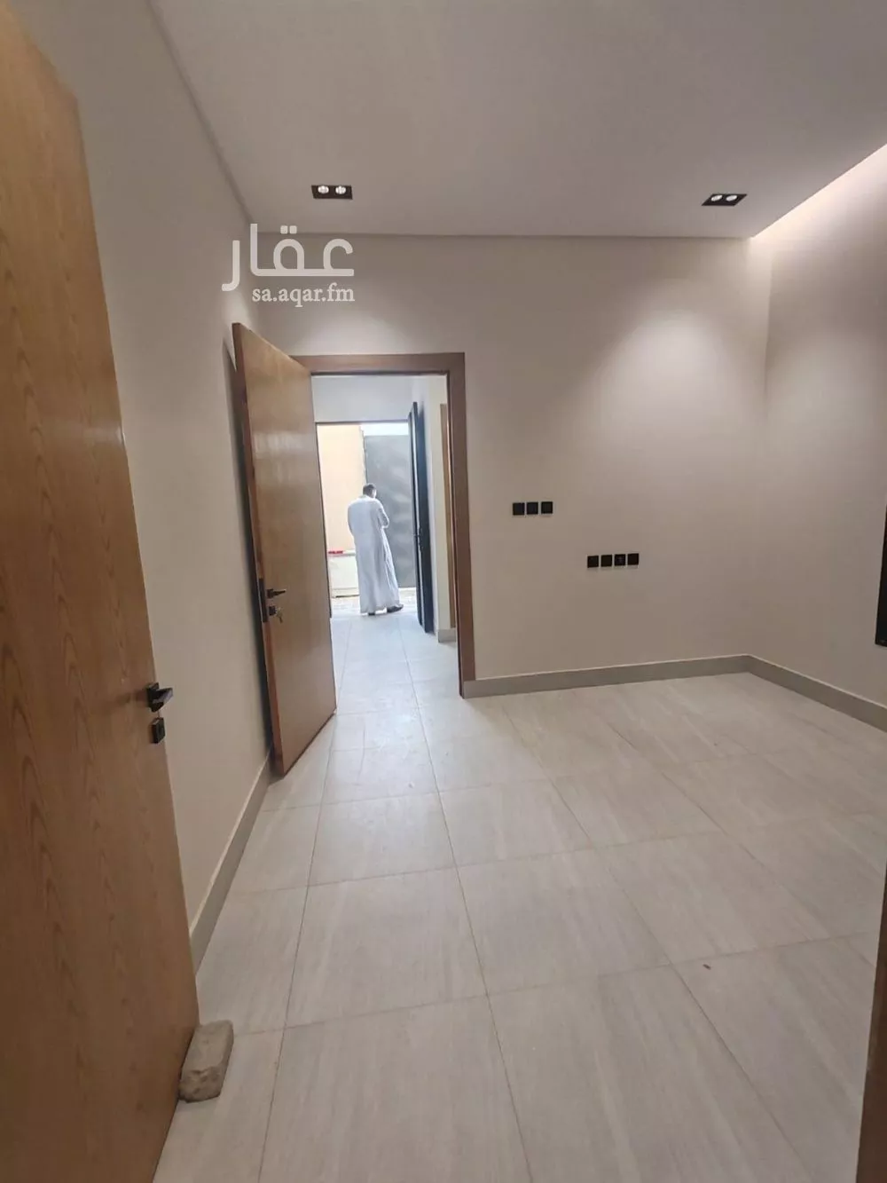 5 bedroom villa in Al Uraija Al Gharbiyah, Riyadh 16