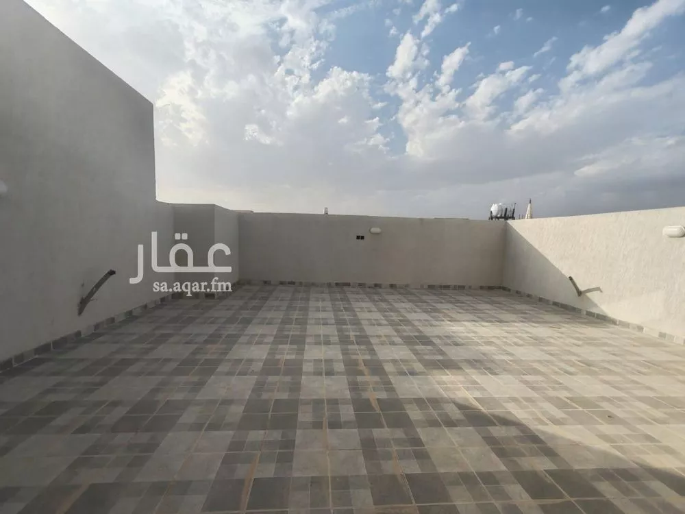 5 bedroom villa in Al Uraija Al Gharbiyah, Riyadh 21
