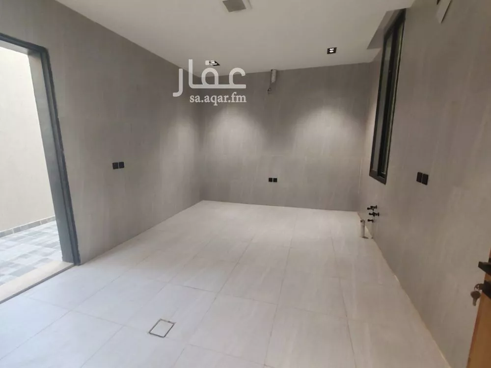 5 bedroom villa in Al Uraija Al Gharbiyah, Riyadh 20