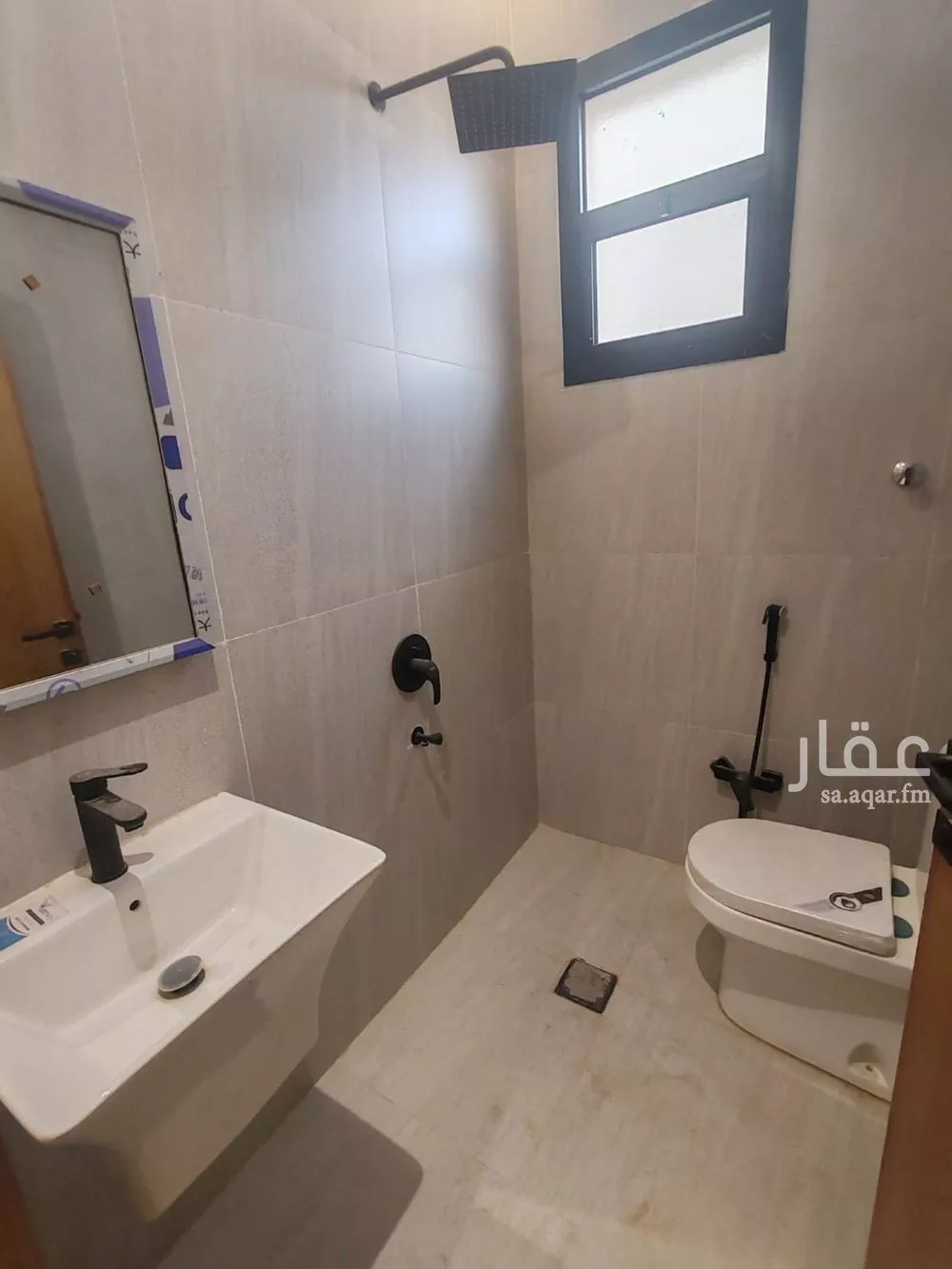 5 bedroom villa in Al Uraija Al Gharbiyah, Riyadh 22