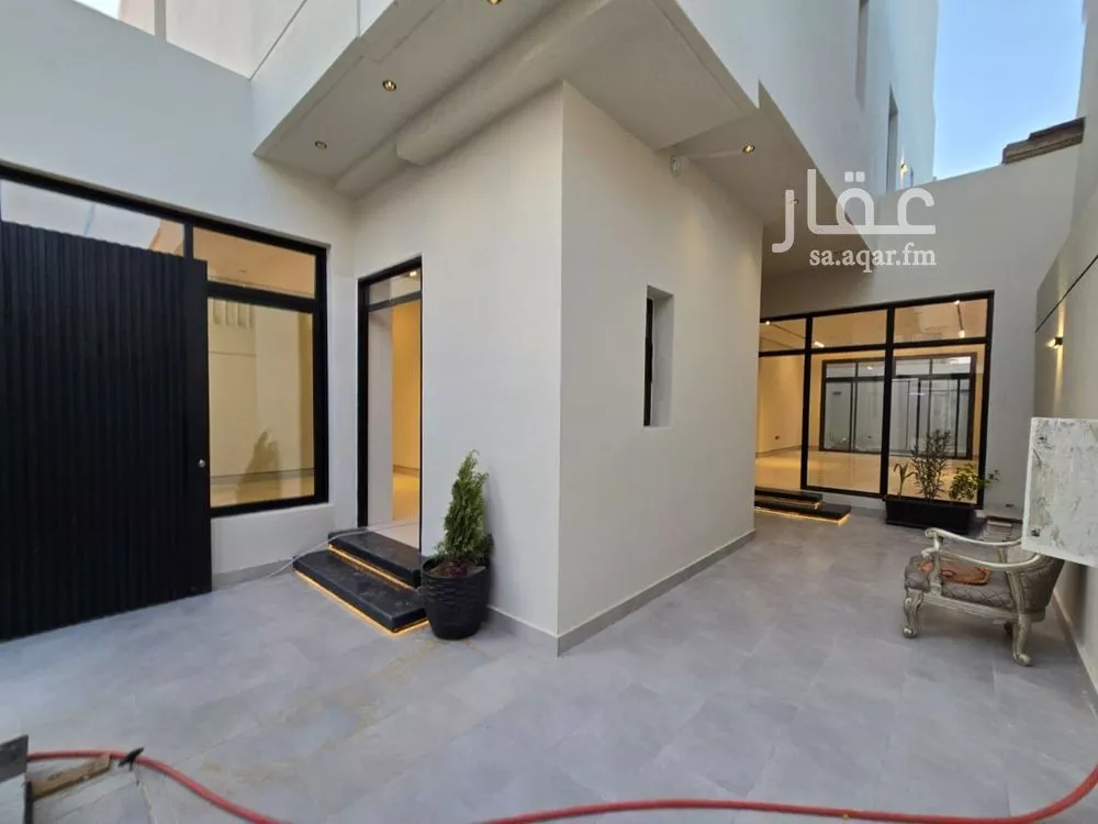 3 bedroom villa in Al Uraija Al Gharbi, Riyadh 4