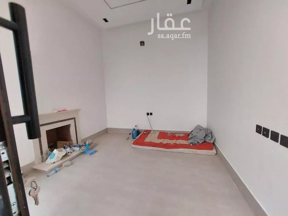 فيلا 5 غرف في العريجاء الغربية 15