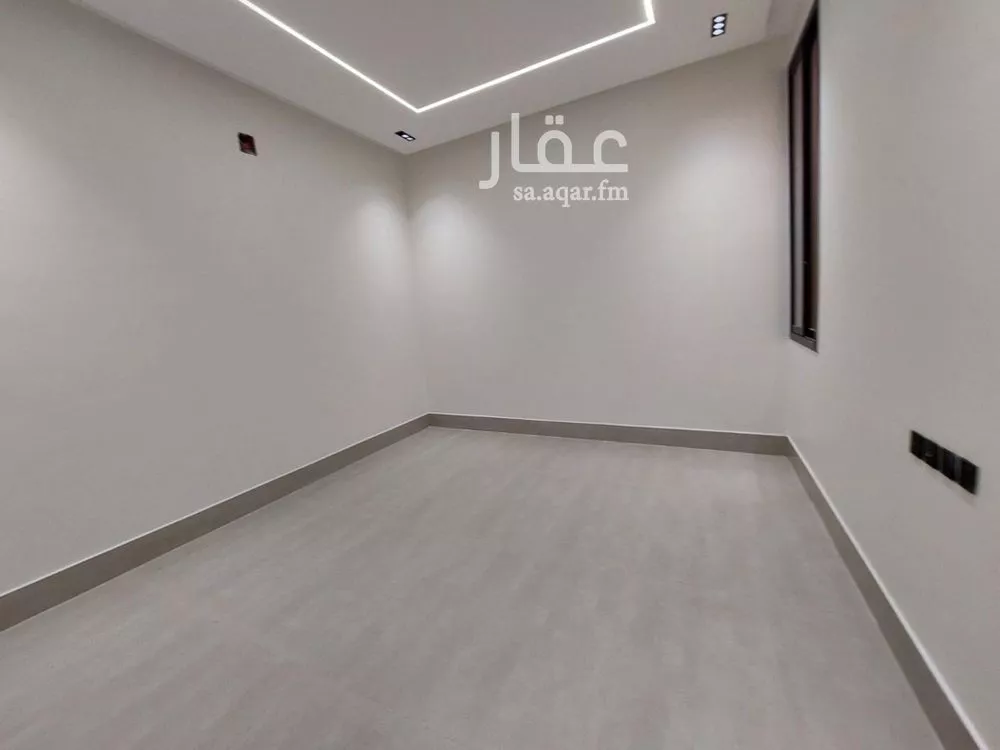 فيلا 5 غرف في العريجاء الغربية 21