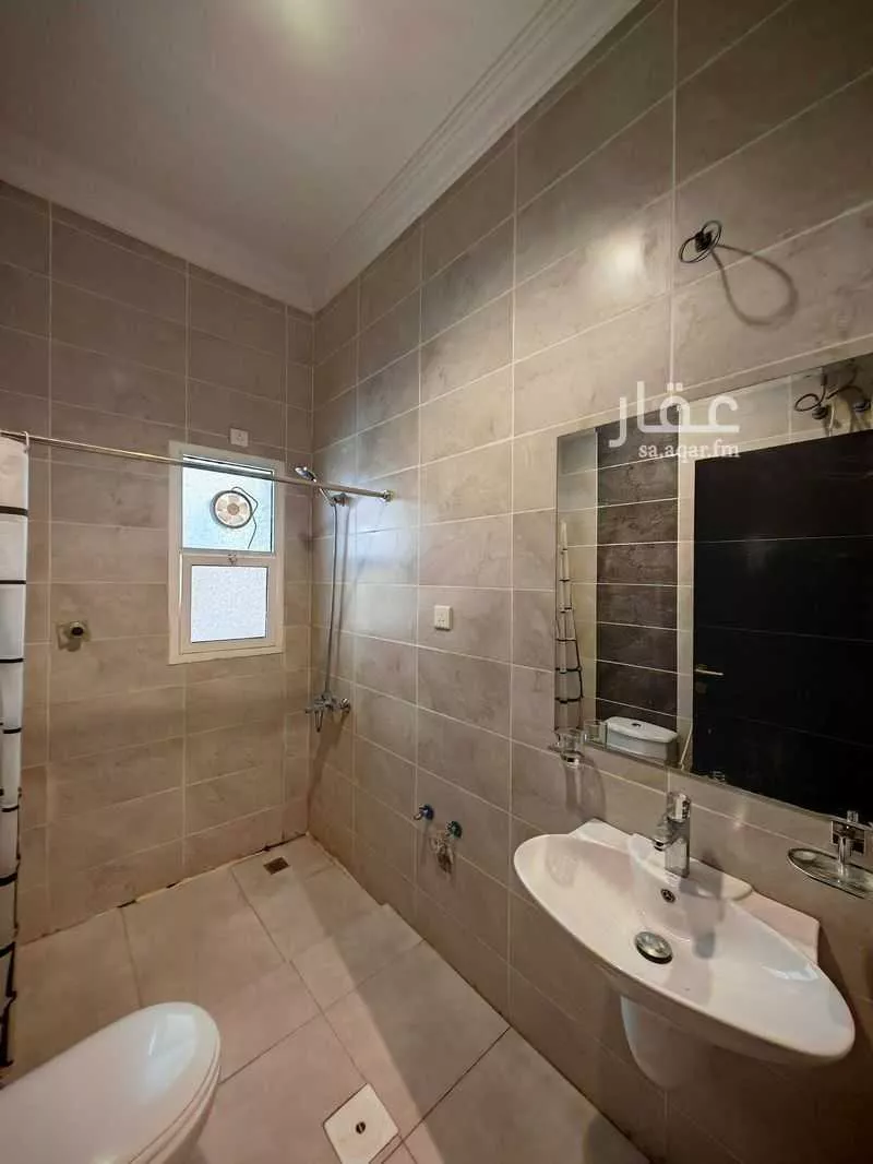 32 bedroom apartment in Al Yaqout 5
