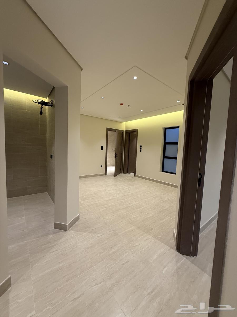 2 bedroom apartment in South Al Khobar 10