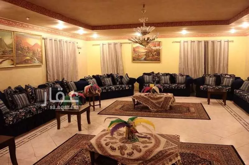 1672 sqm land in Abu Kabeer 5