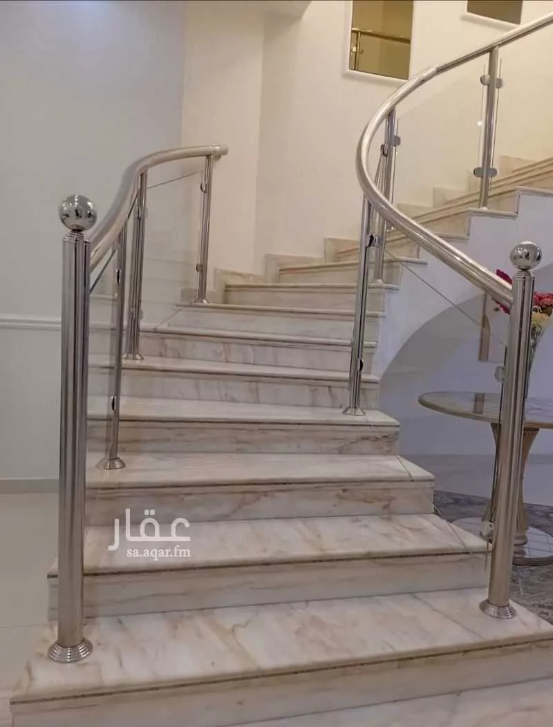 فيلا 15 غرف في المعيزلة 11