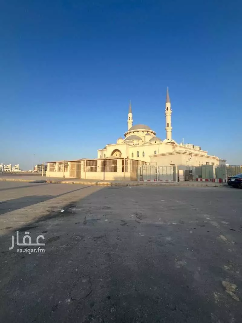 أرض 697 م² في أبحر الشمالية 3