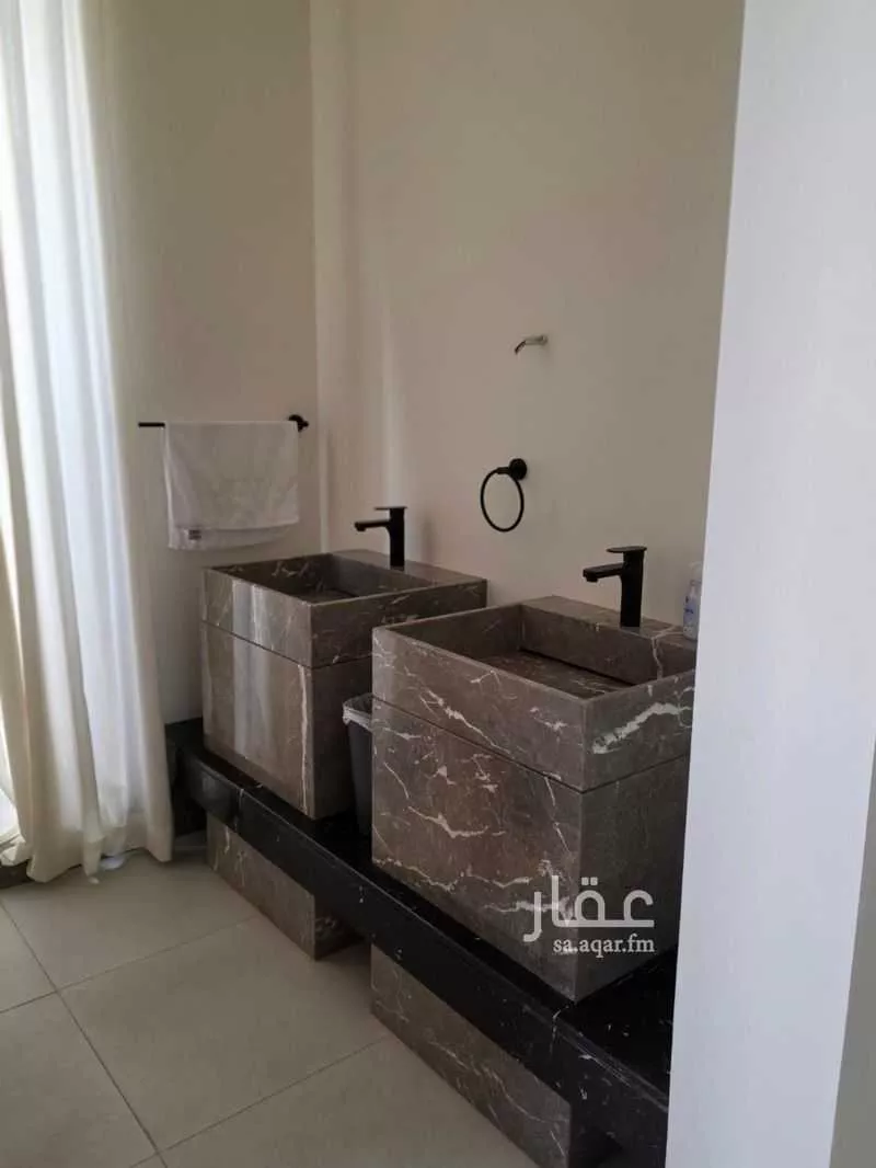 فيلا 6 غرف في النرجس 9