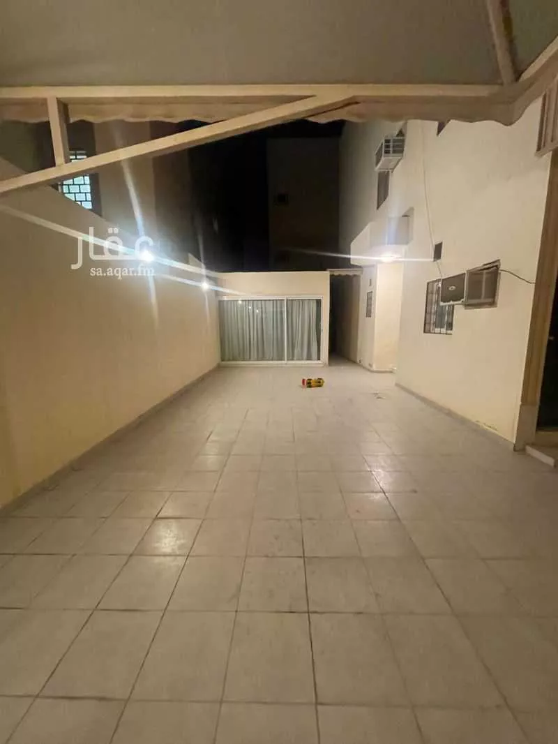 5 bedroom villa in Dhahrat Laban 7