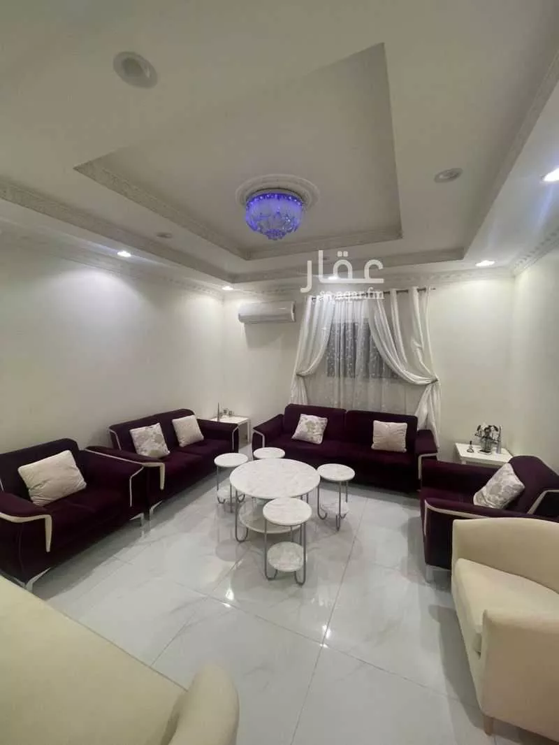 5 bedroom villa in Dhahrat Laban 8