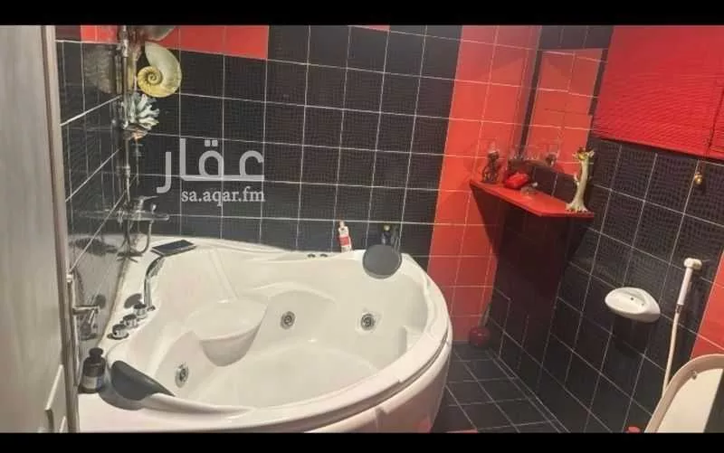 5 bedroom apartment in Al Safa 2