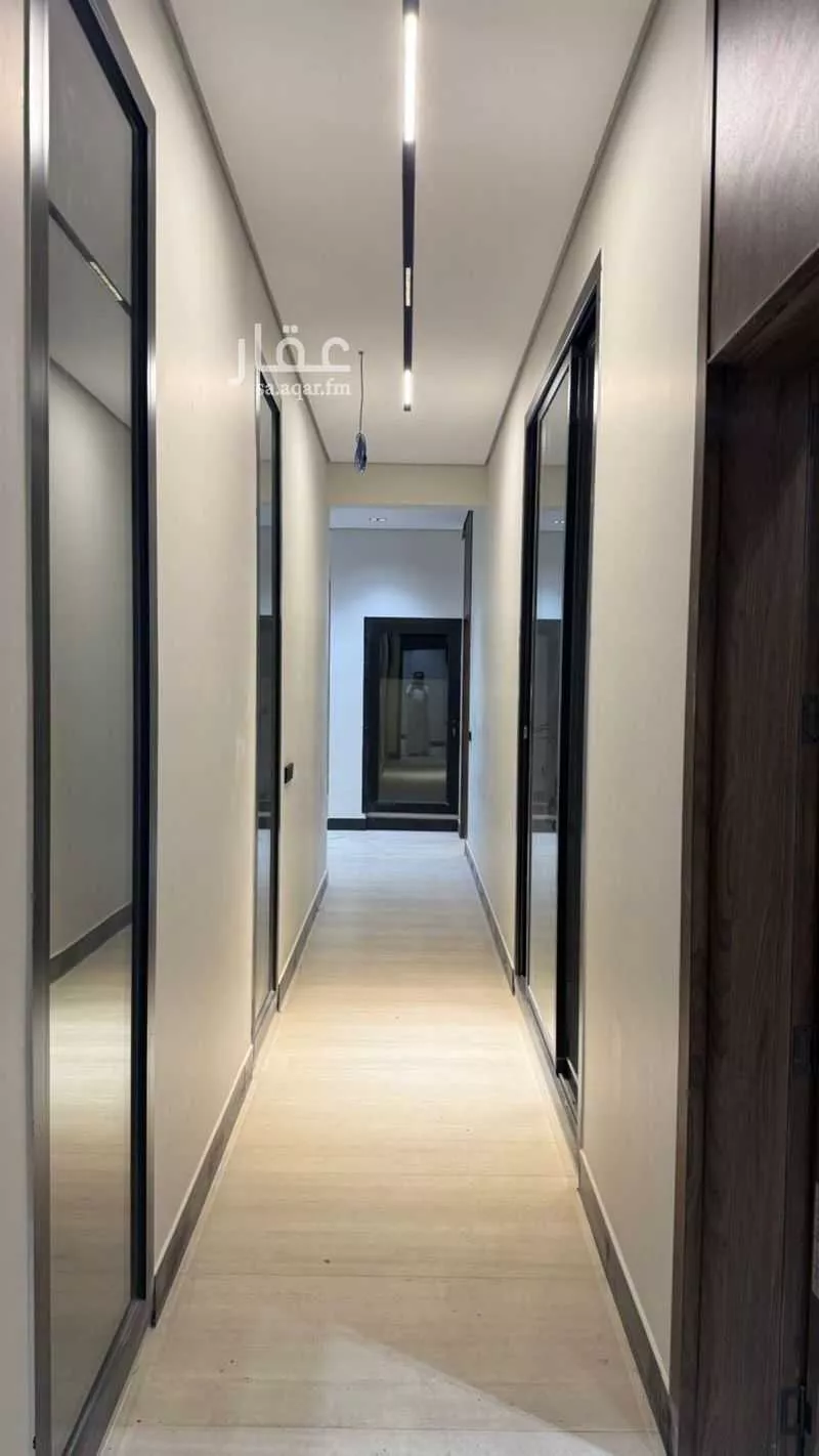 5 bedroom villa in Al Aridh 2