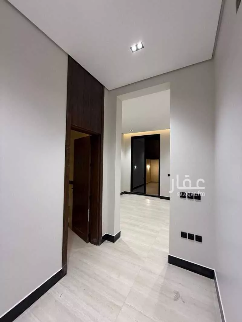 5 bedroom villa in Al Aridh 5