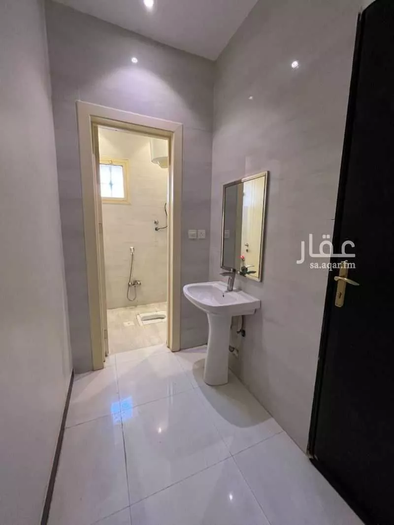 5 bedroom apartment in Tuwaiq 3