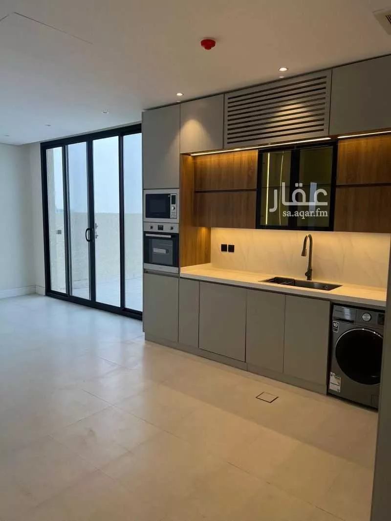 2 bedroom apartment in Al Mughrizat 2