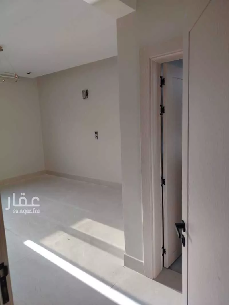 فيلا 7 غرف في الأمواج 7