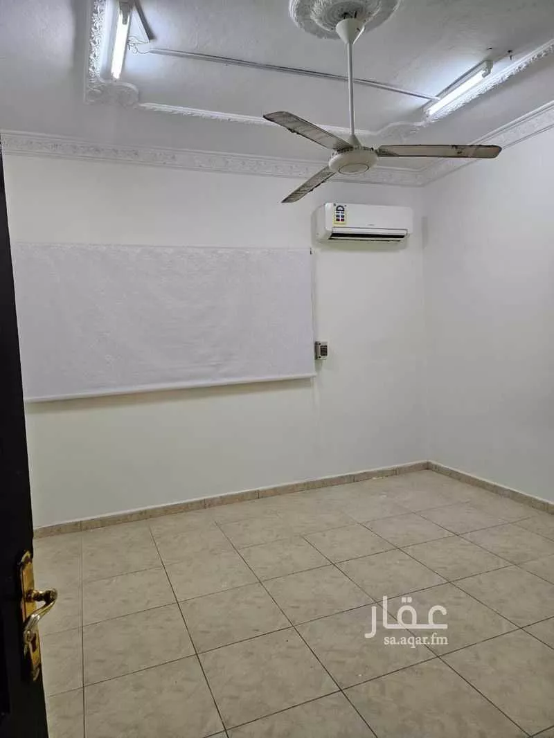 4 bedroom floor in Abdullah Fuad 3