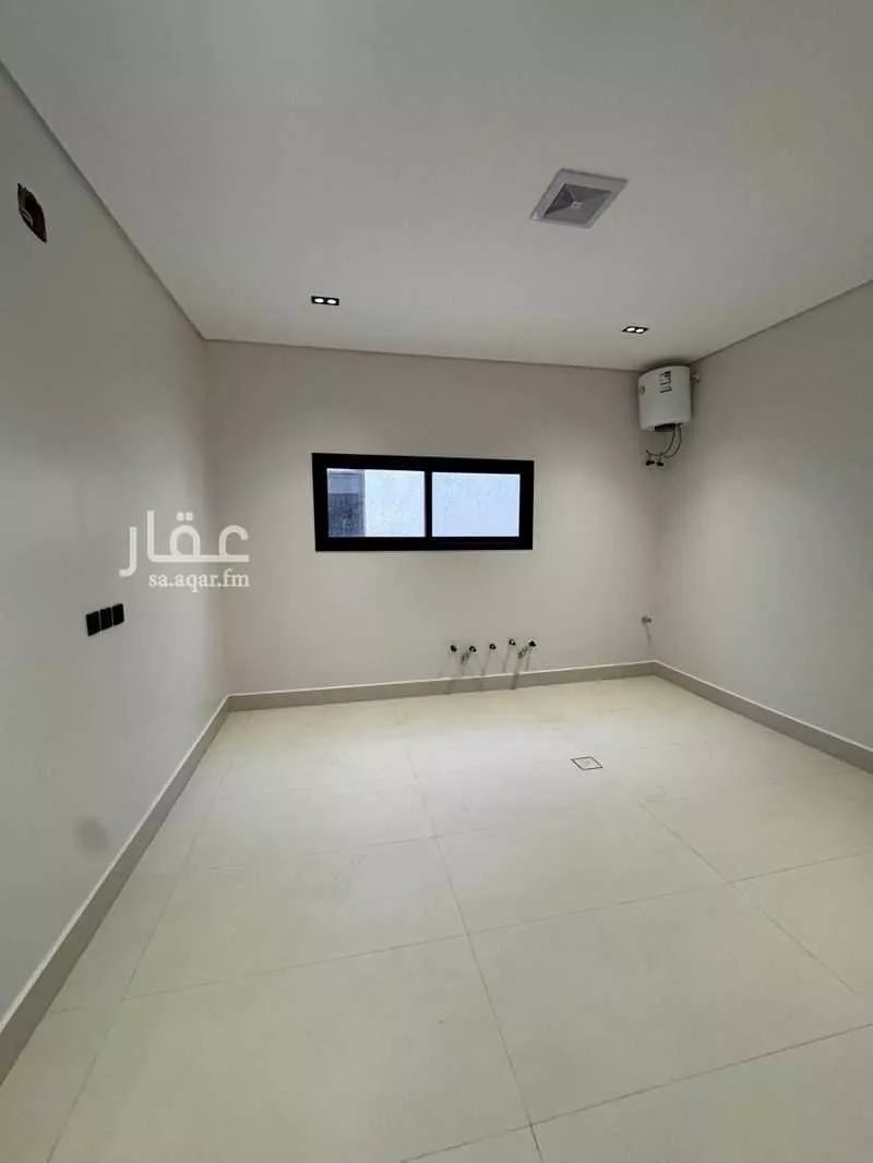 5 bedroom floor in Al Janadriyah 4