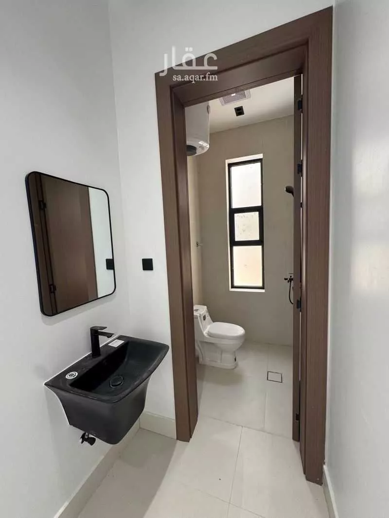 5 bedroom floor in Al Janadriyah 5