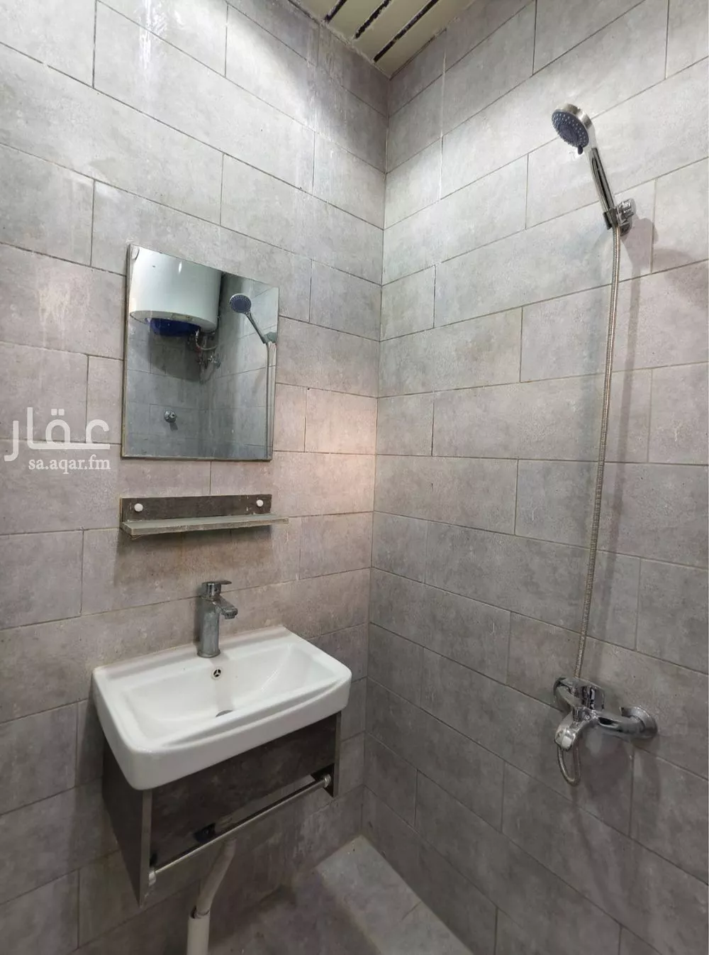 شقة 1 غرف في الملقا 3