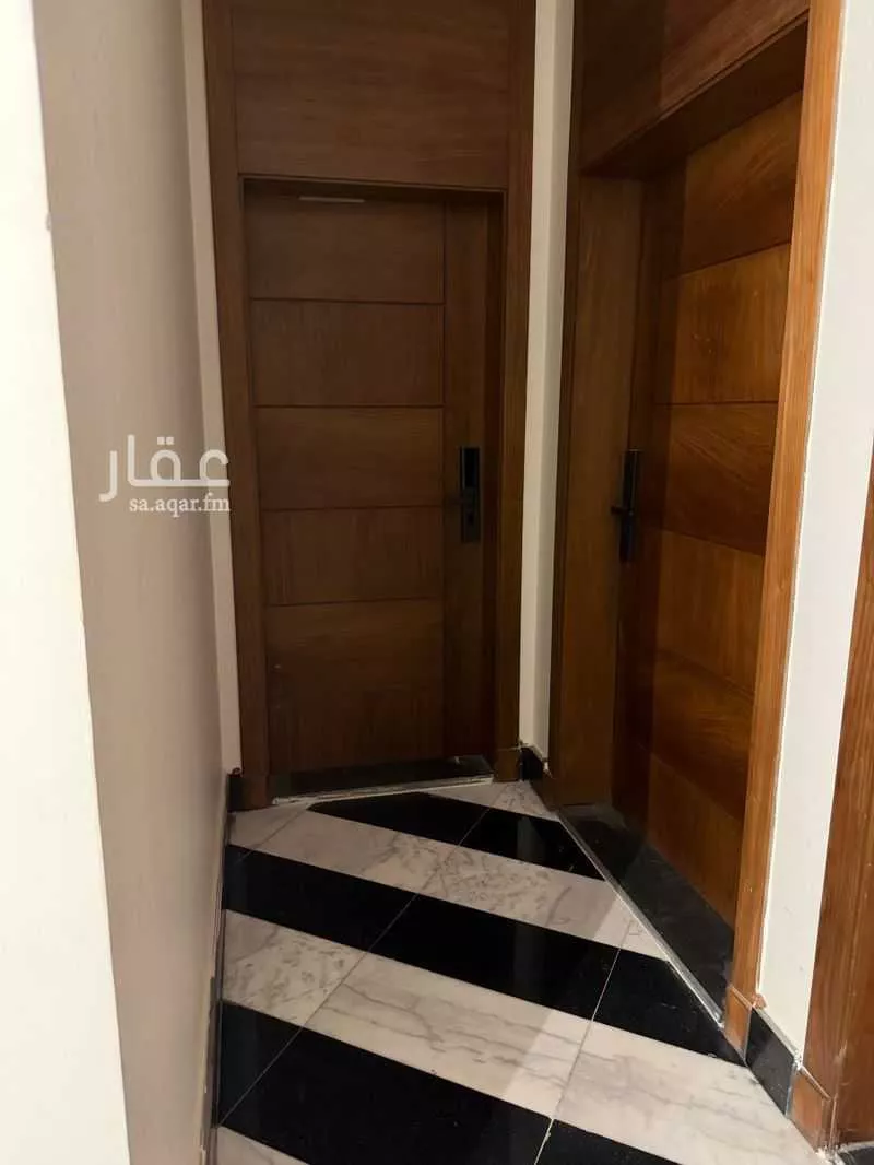 شقة 5 غرف في المروة 10
