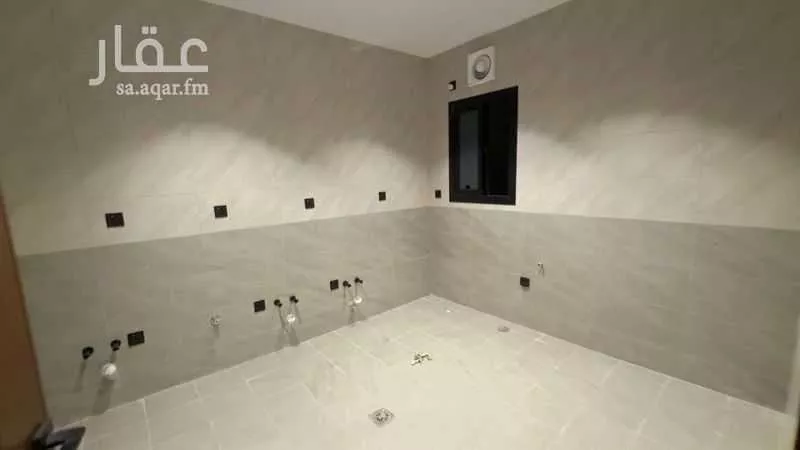 شقة 4 غرف في الريان 2