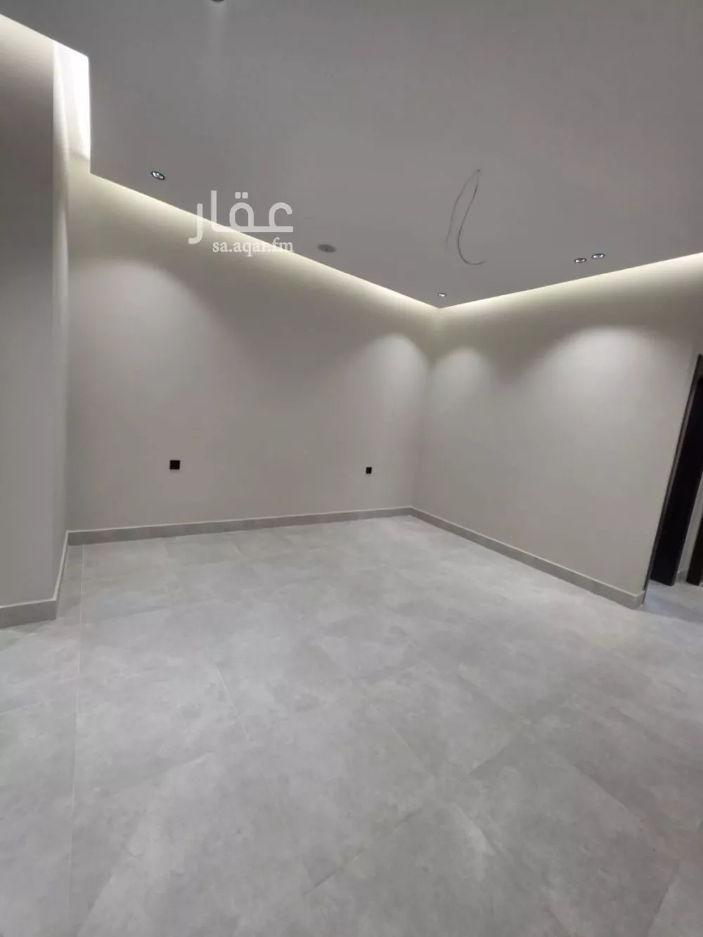 4 bedroom apartment in Al Rawdah 8