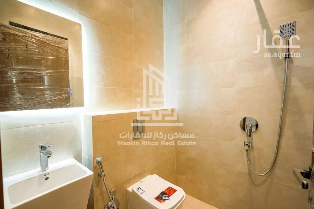 دور 4 غرف في السعادة 6