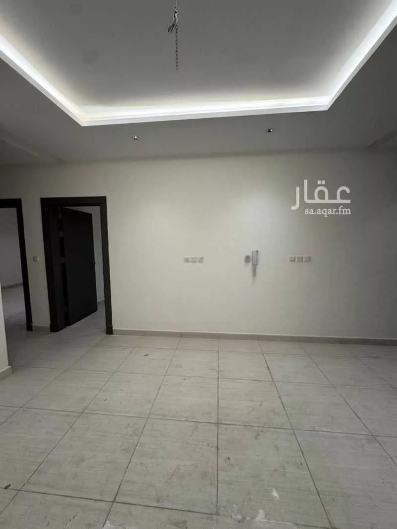 شقة 5 غرف في الواحة 4